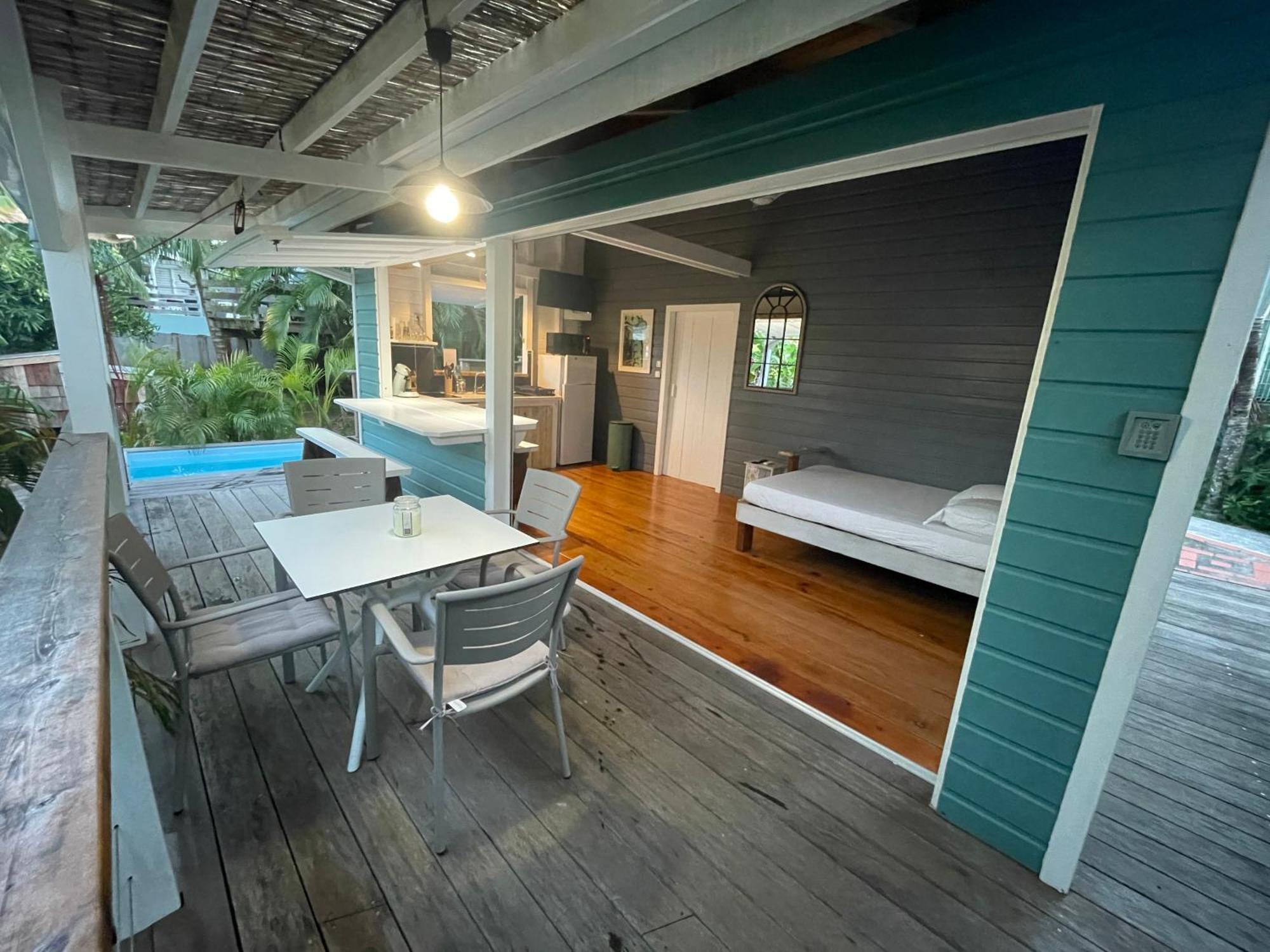 Tres Joli Bungalow Et Sa Petite Piscine Privee Riviere-Salee 외부 사진