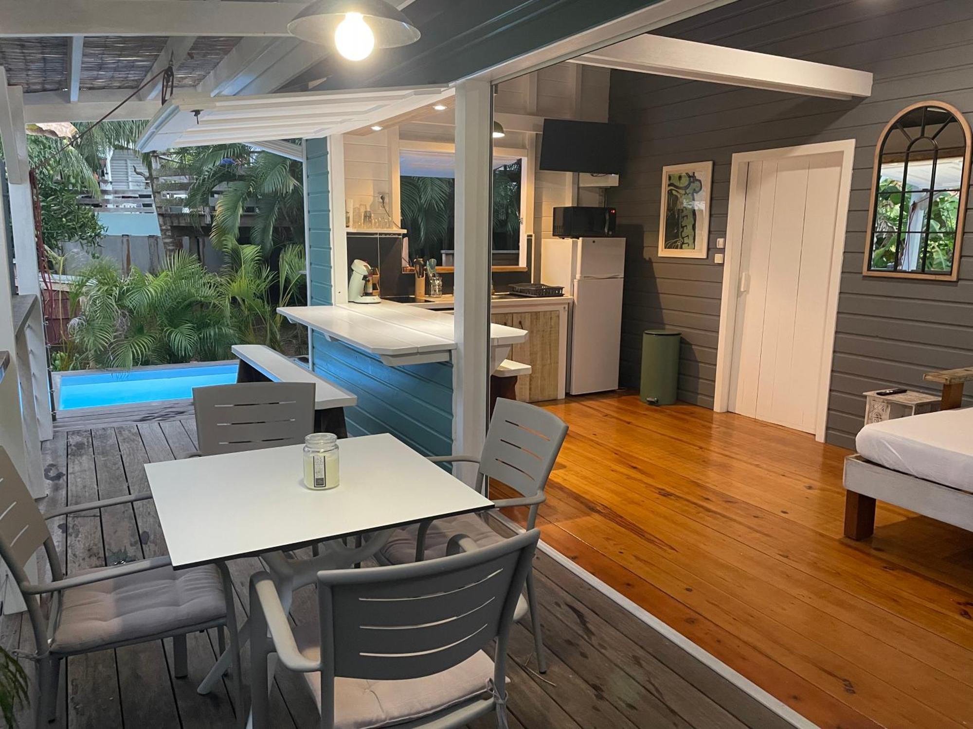 Tres Joli Bungalow Et Sa Petite Piscine Privee Riviere-Salee 외부 사진